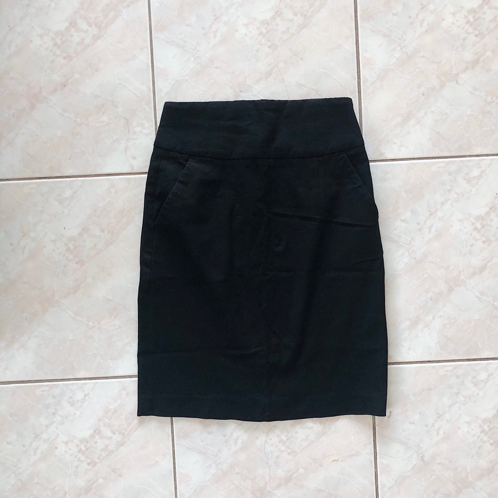 Banana Republic Pencil Skirt Black